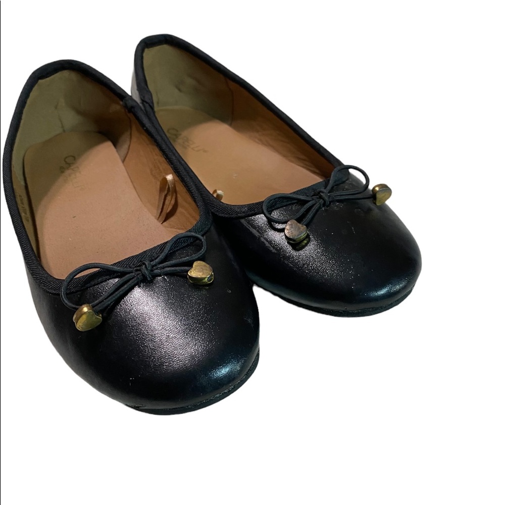 Little girls shoes